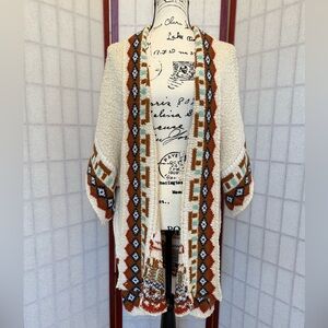 Soft Kimono Style Sweater - EUC - O/S fits most